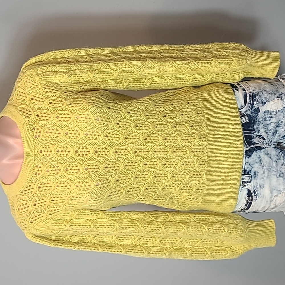 J Crew Sweater Comfy Luxury Preppy Size XS Chartreuse‎ Yellow Heritage